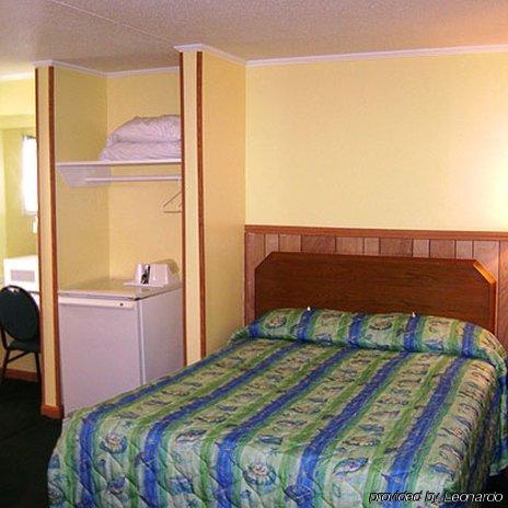Sea Hawk Oceanfront Motel Myrtle Beach Ruang foto