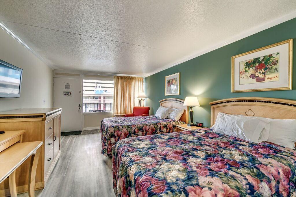 Sea Hawk Oceanfront Motel Myrtle Beach Bagian luar foto