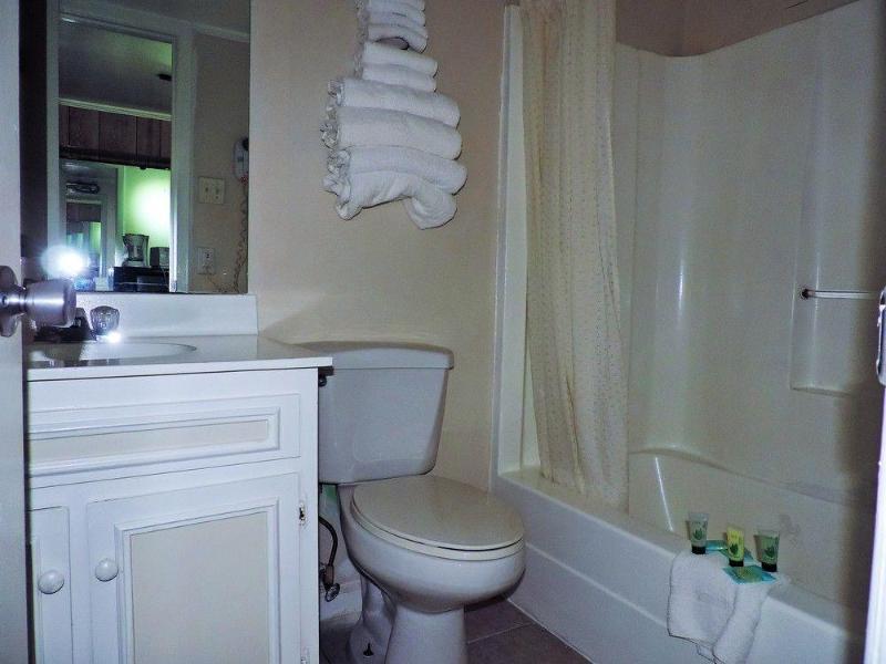 Sea Hawk Oceanfront Motel Myrtle Beach Bagian luar foto
