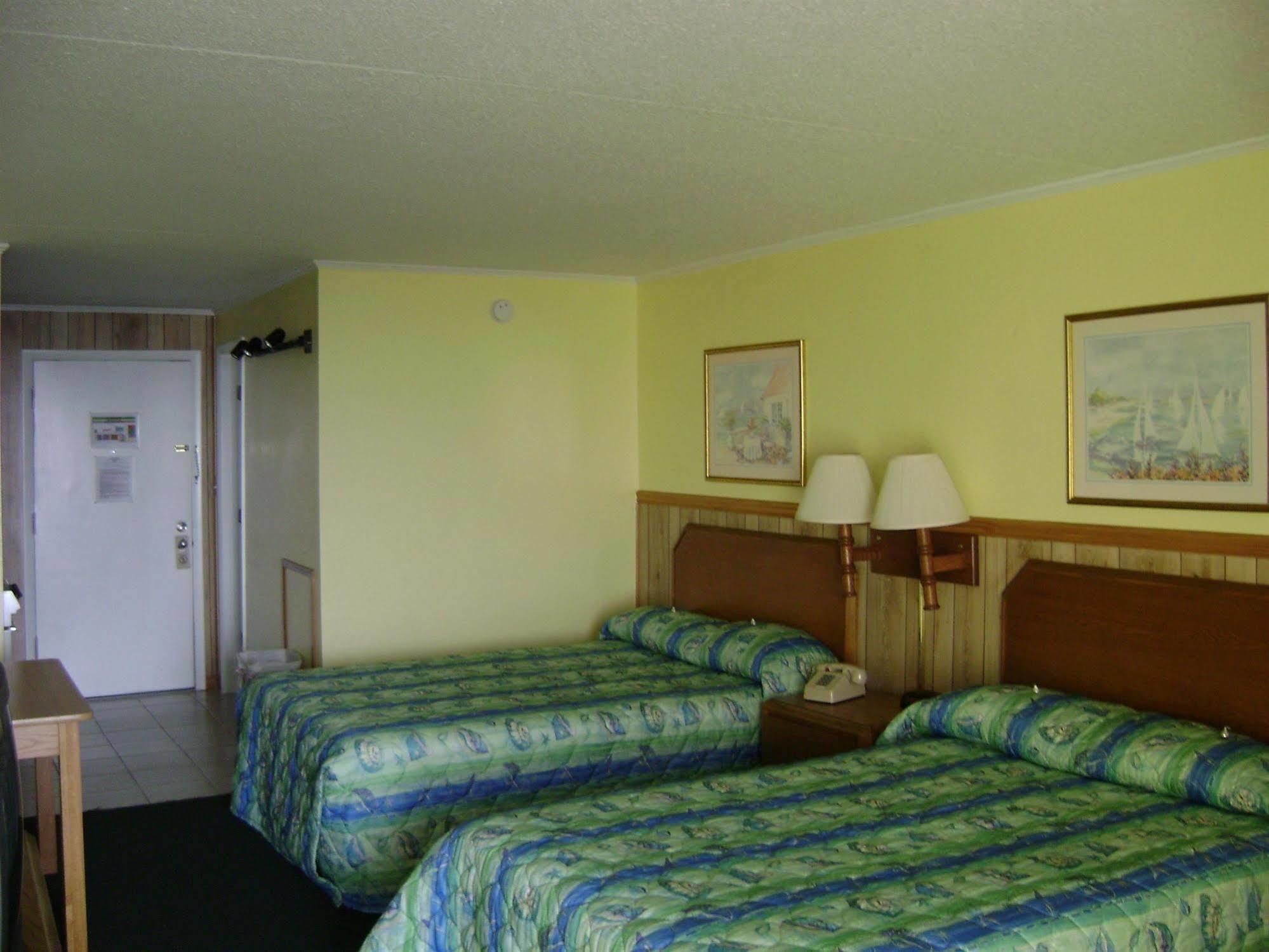 Sea Hawk Oceanfront Motel Myrtle Beach Bagian luar foto