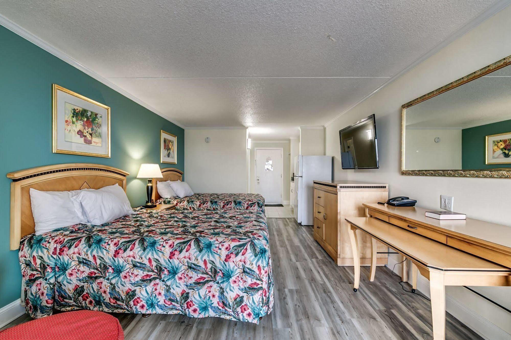 Sea Hawk Oceanfront Motel Myrtle Beach Bagian luar foto